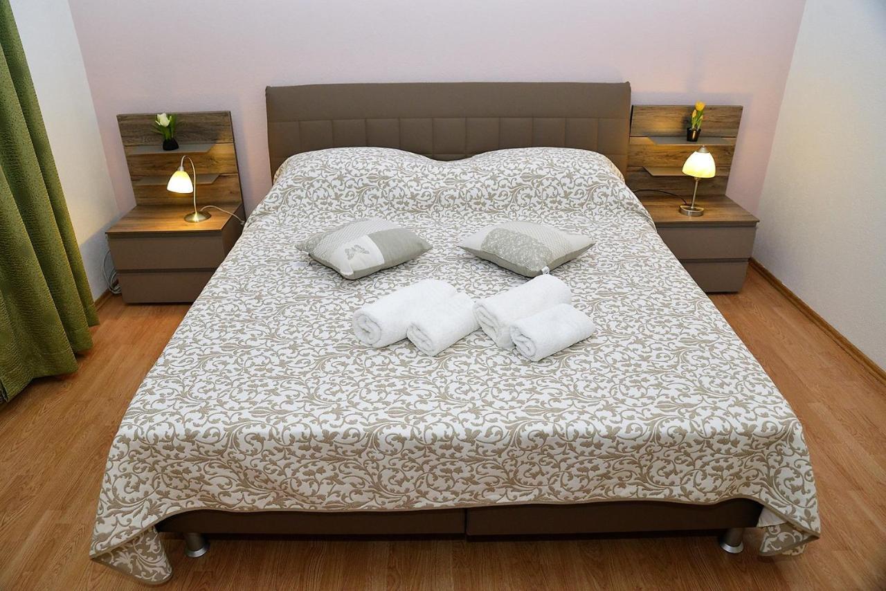 Apartament Anamarija *